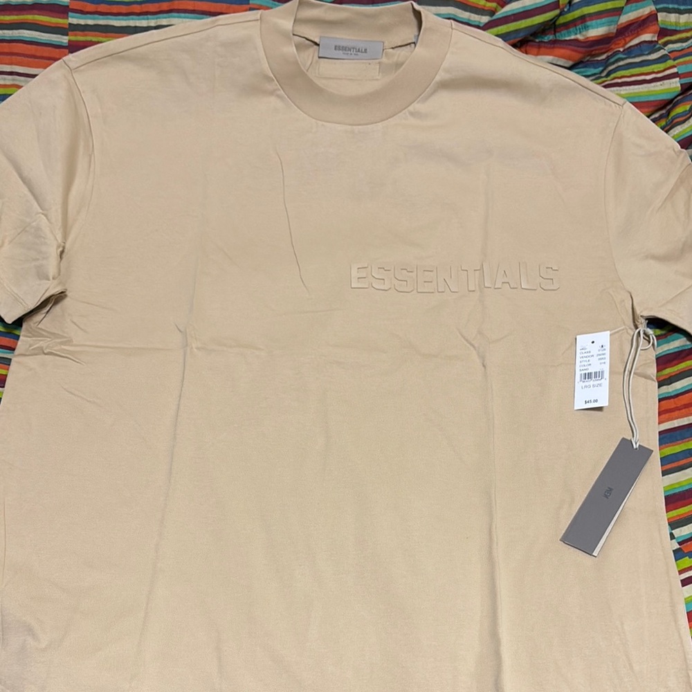Fear of God Essentials Sand Short Sleeve Tshirt size large brand new with tags